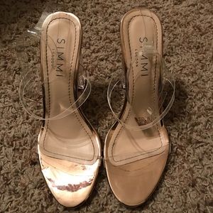 SOLD 💸 Rose gold glass slipper heel